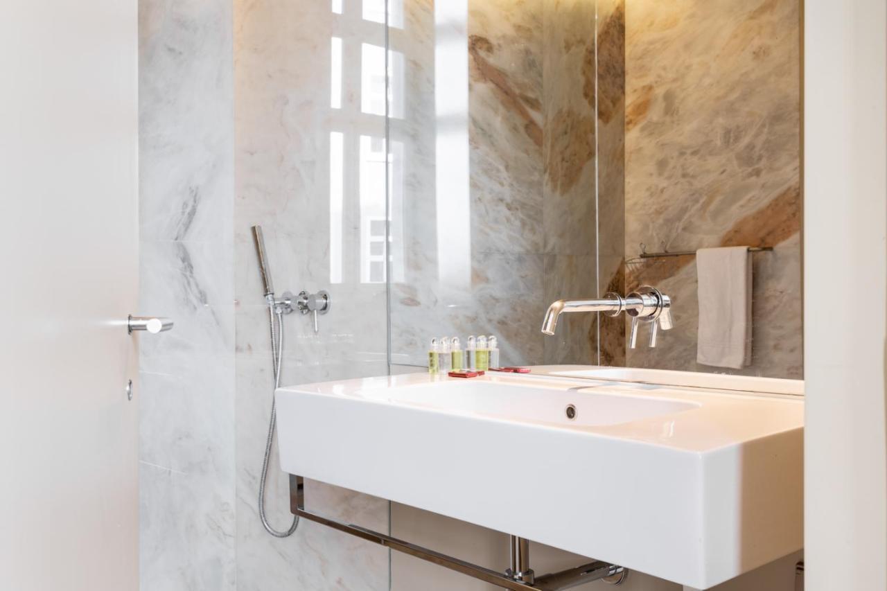Joivy Downtown Market Apartments Lisbon Bagian luar foto