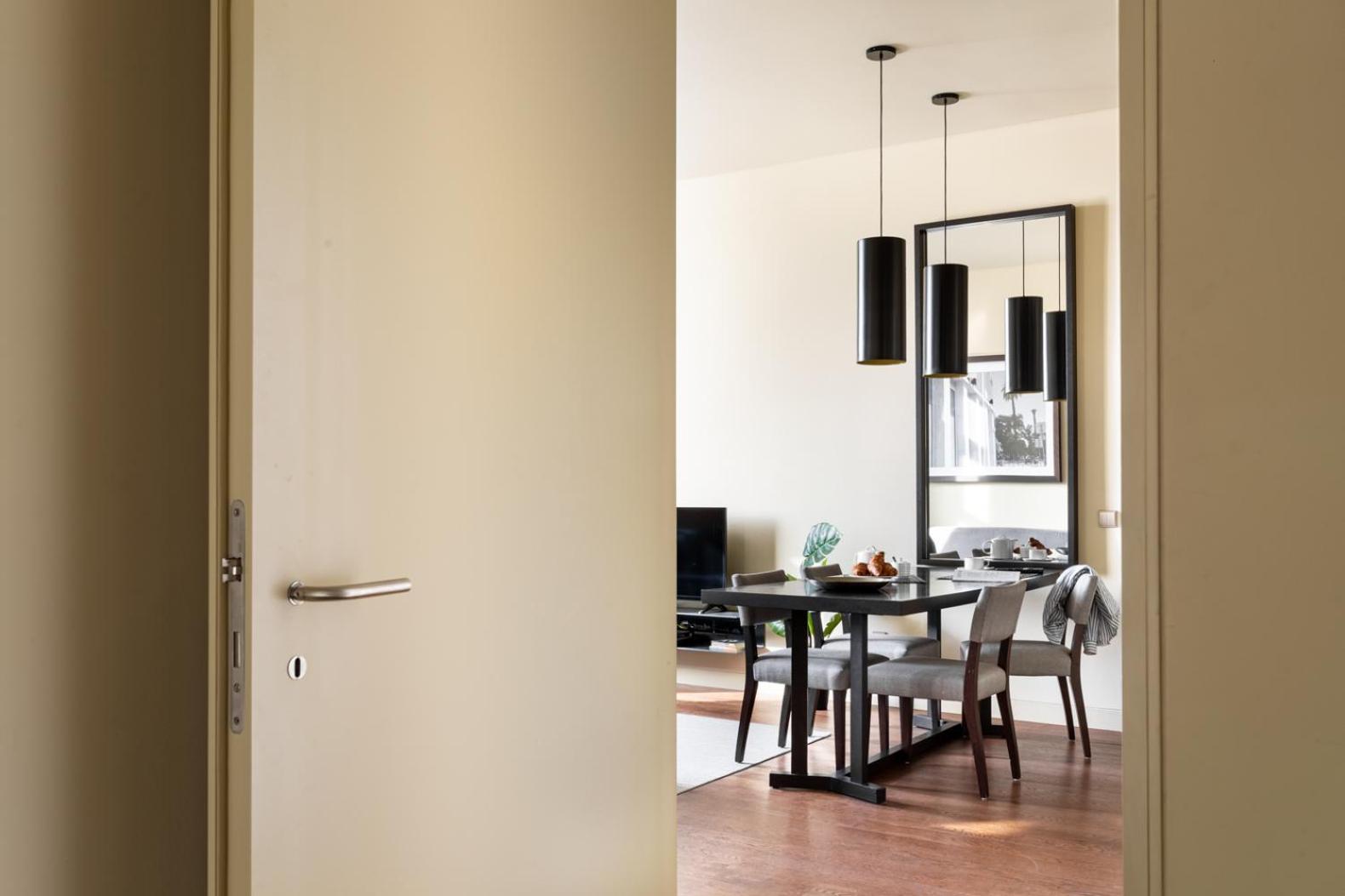 Joivy Downtown Market Apartments Lisbon Bagian luar foto