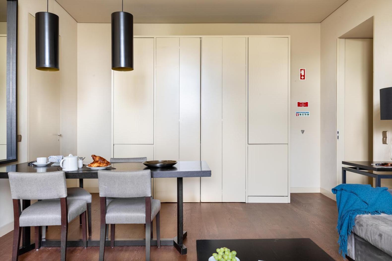 Joivy Downtown Market Apartments Lisbon Bagian luar foto