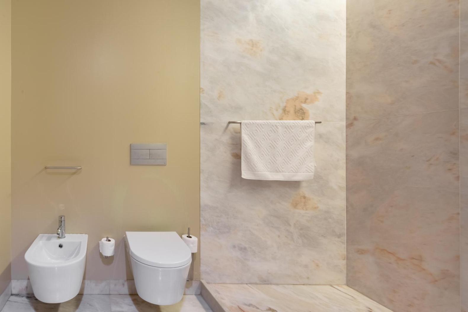 Joivy Downtown Market Apartments Lisbon Bagian luar foto