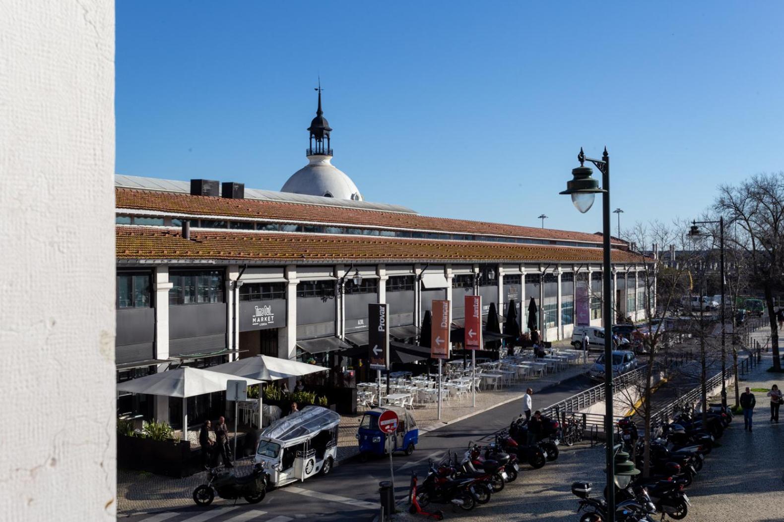 Joivy Downtown Market Apartments Lisbon Bagian luar foto