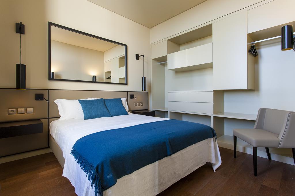 Joivy Downtown Market Apartments Lisbon Bagian luar foto